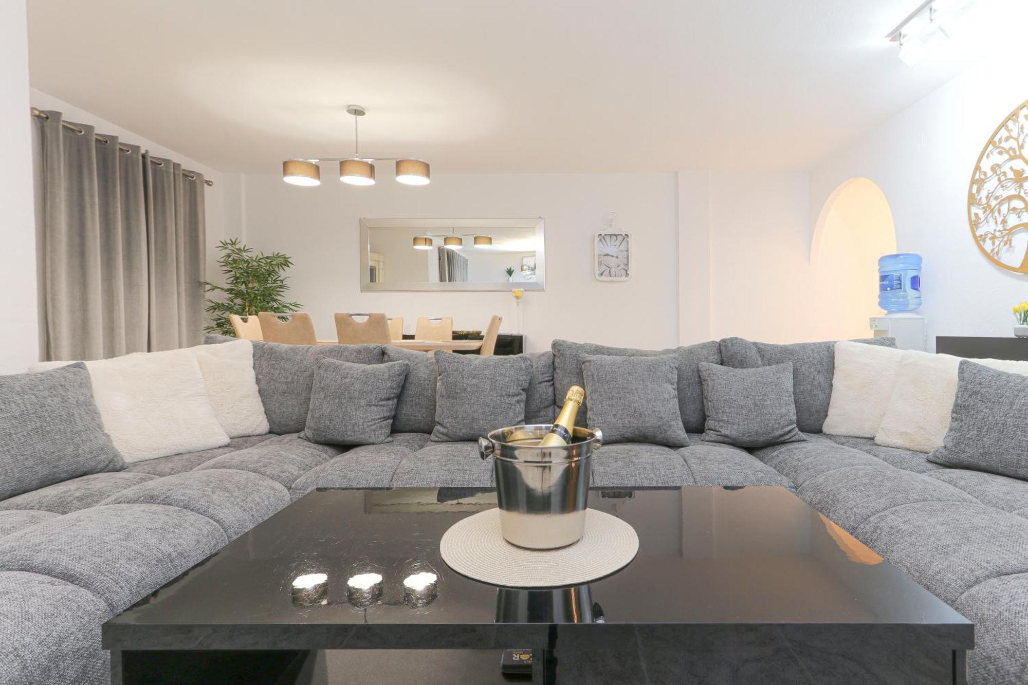 Presidential Suite Villamartin Plaza Av Brisas 67 알리칸테 외부 사진
